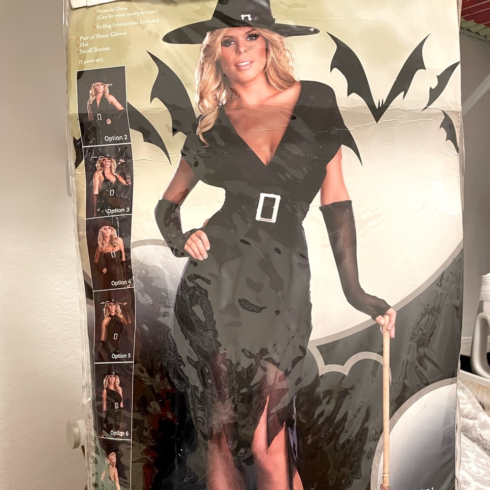 8 options costume